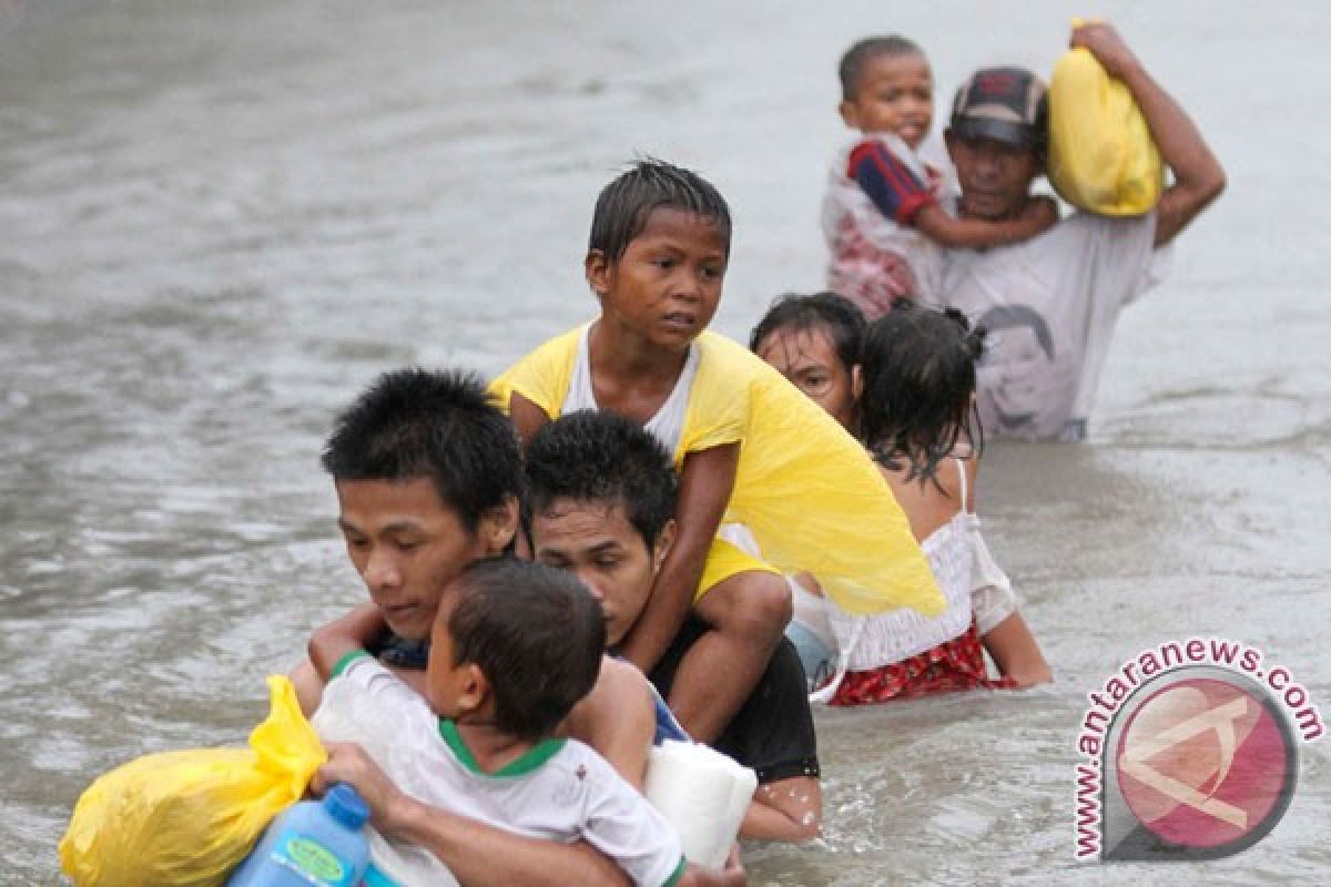 Korban topan Filipina terus bertambah 