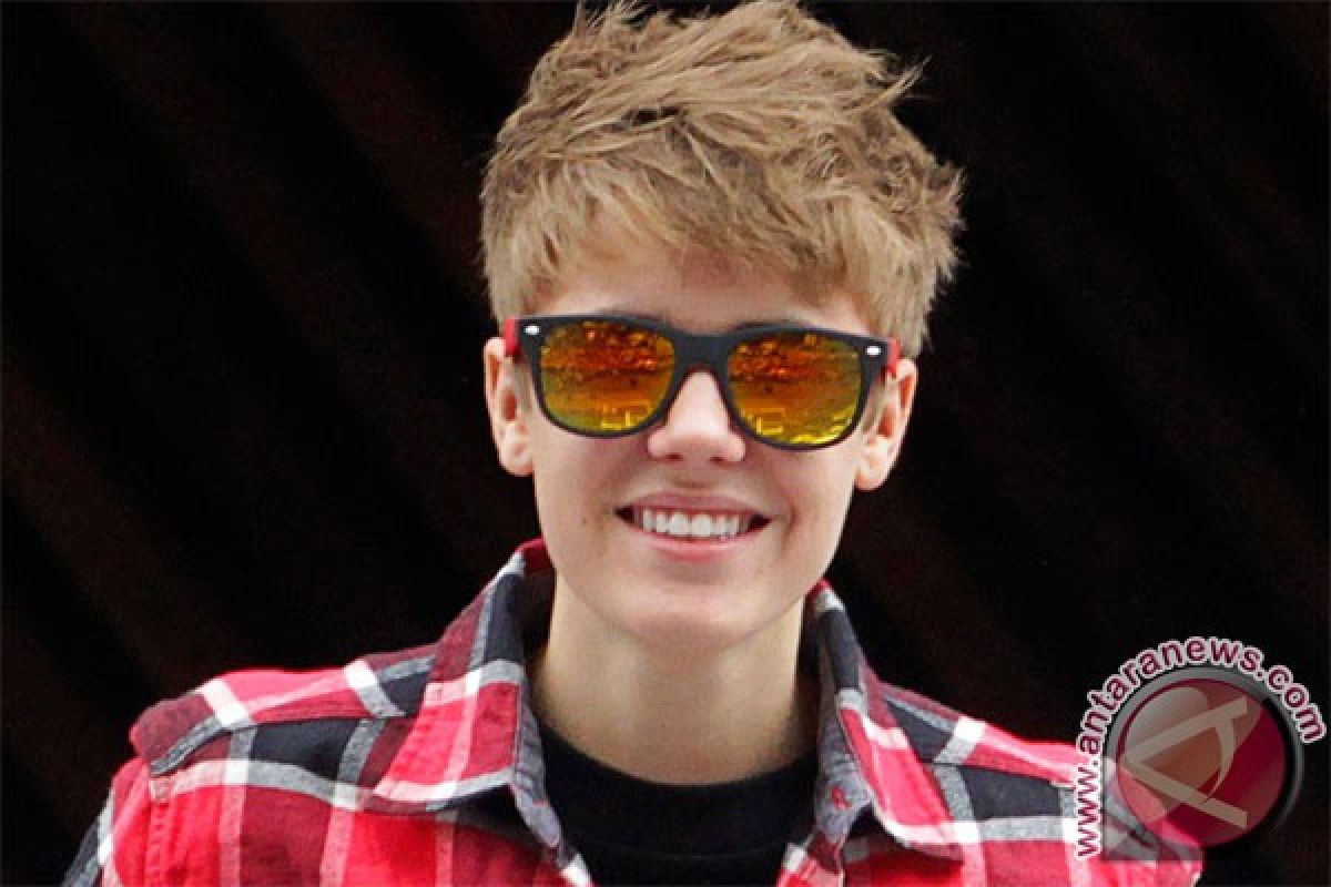 Beri hamster kepada penggemar, Bieber dikecam