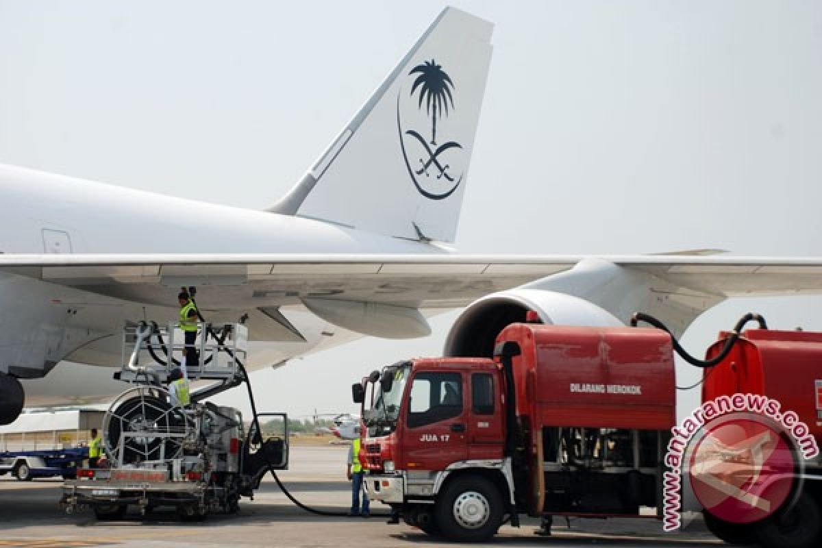 Three airlines to carry RI hajj pilgrims in 2012