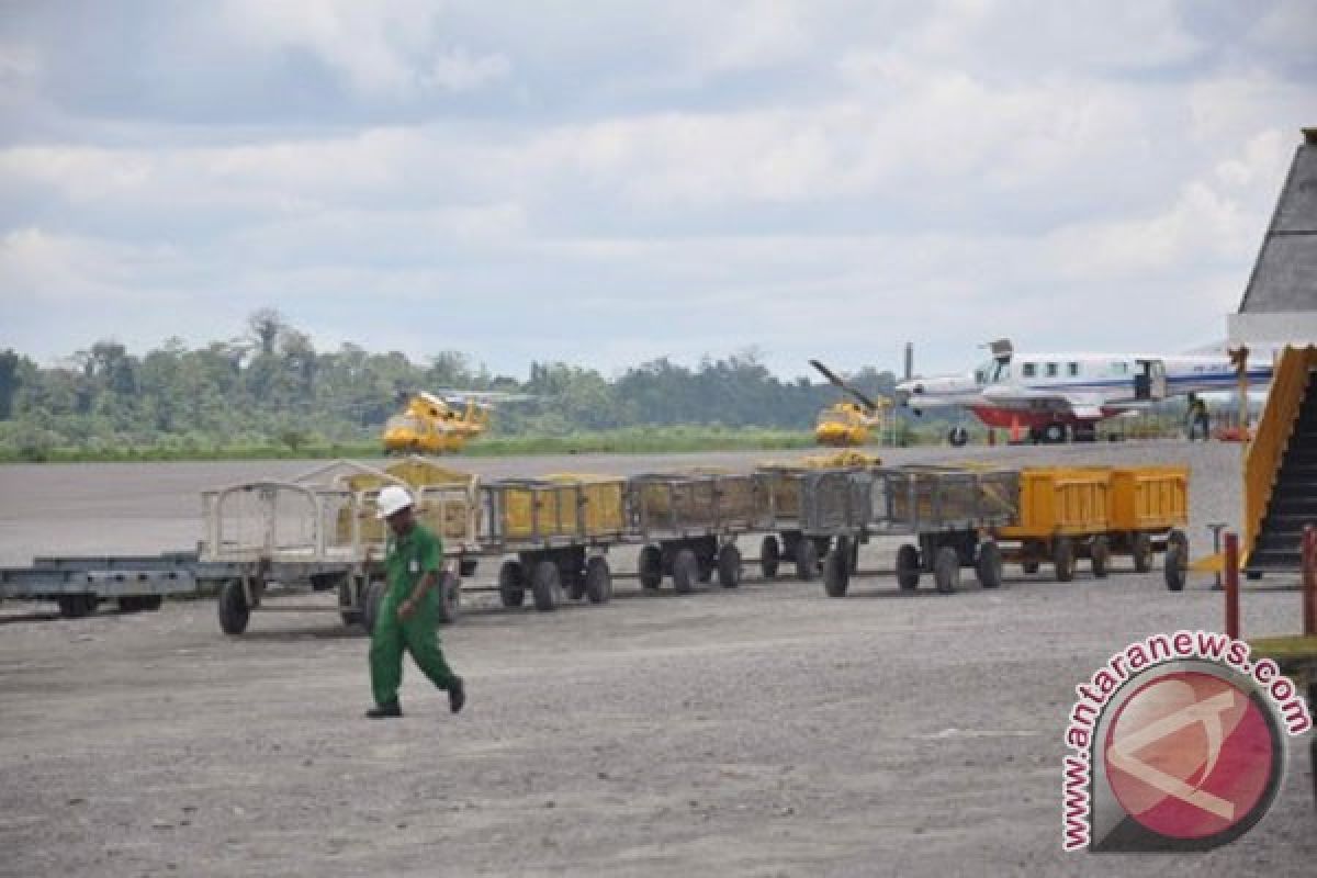 Pemkab Timika kelola Bandara Moses Kilangin dari Freeport