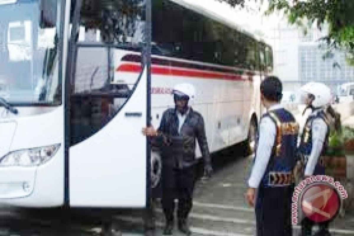 Minahasa Tenggara siagakan bus khusus mudik lebaran