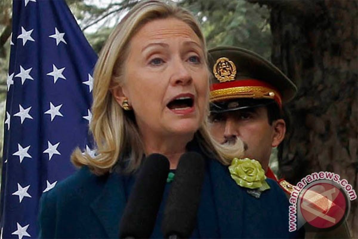 Hillary Clinton kunjungi Afghanistan