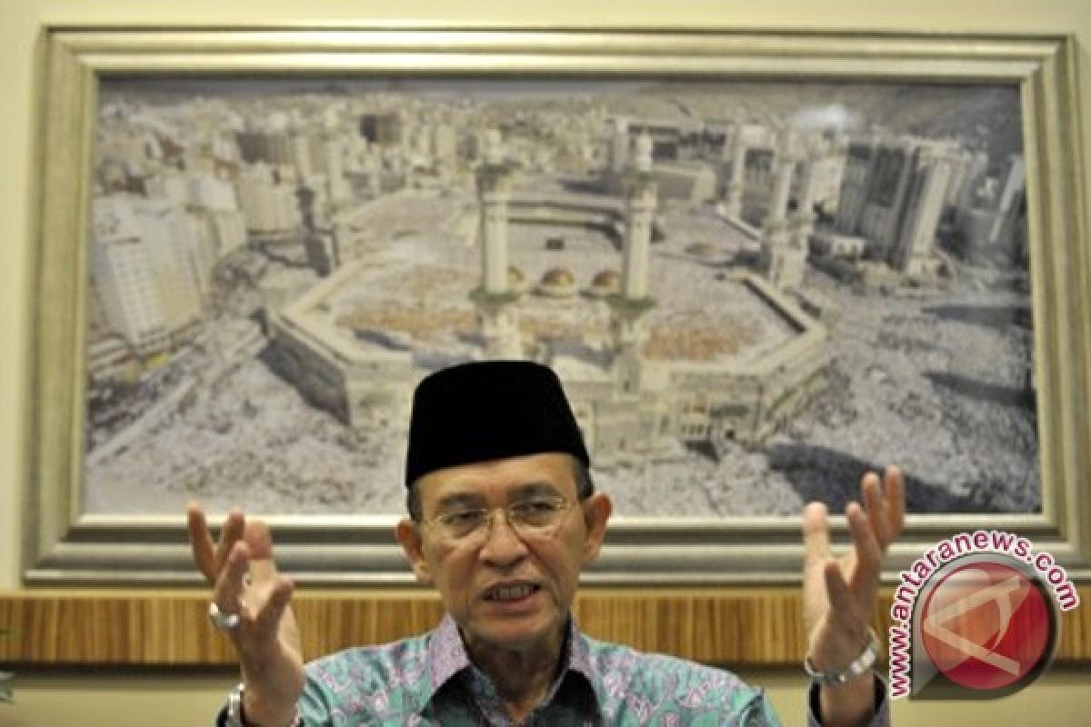 RI govt sets 2012 haj pilgrimage costs