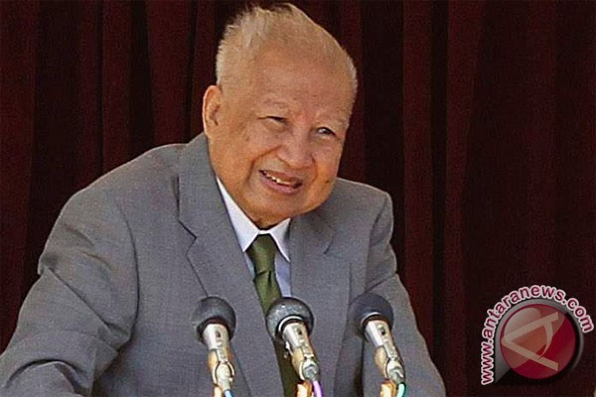 Adik Raja Sihanouk meninggal di Prancis