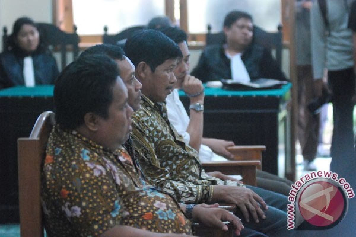 Hakim Tipikor bebaskan empat anggota DPRD Kutai