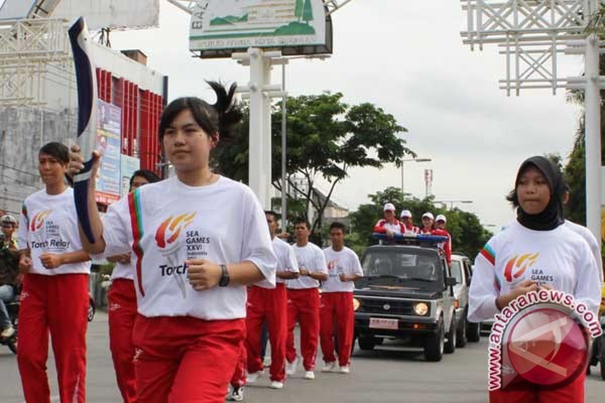 Obor SEA Games diarak keliling Samarinda 