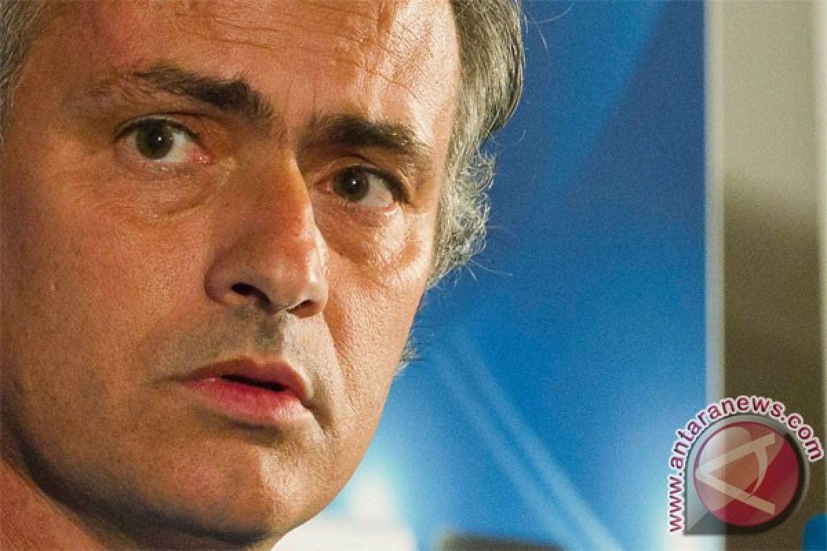 Abramovich mengaku "sedih campur kecewa" atas pemecatan Mourinho