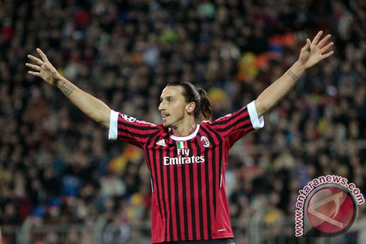 Zlatan Ibrahimovic resmi kembali ke AC Milan