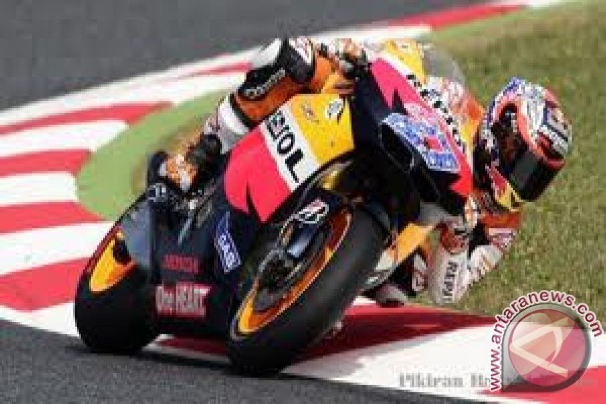 Stoner raih posisi pole MotoGP Valencia 