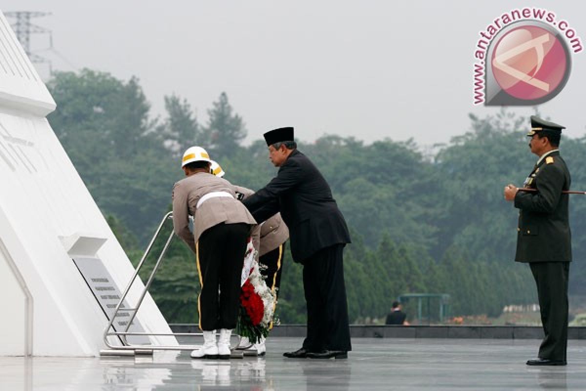 Presiden dijadwalkan hadiri upacara Hari Pahlawan