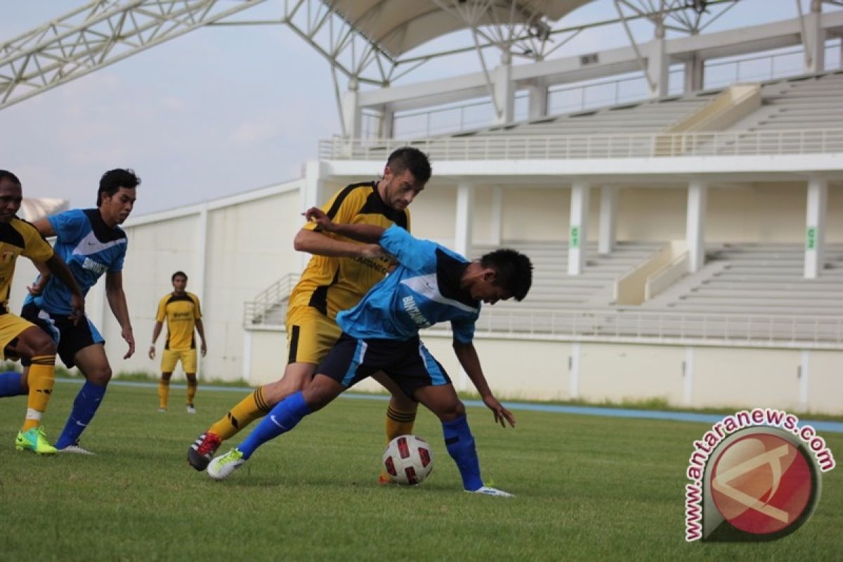 Mitra Kukar Menang di Uji Coba Perdana