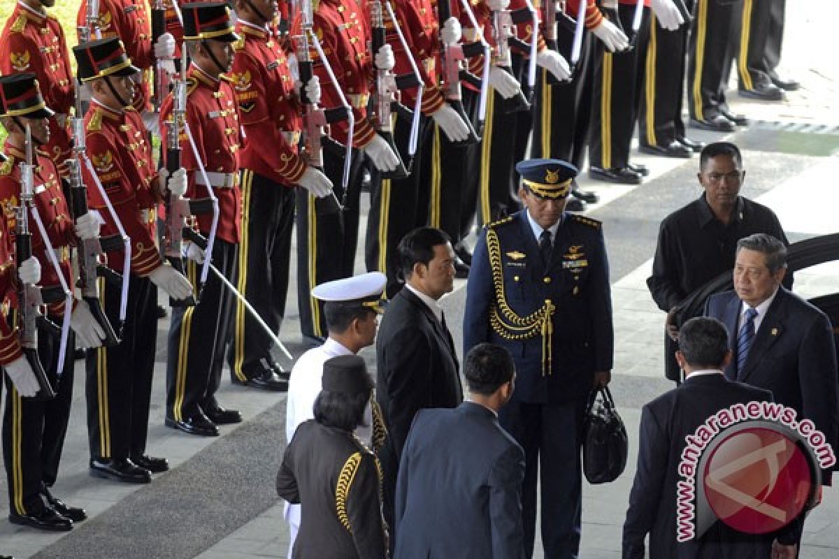 Dan SBY pun saksikan simulasi penyambutan tamu negara  