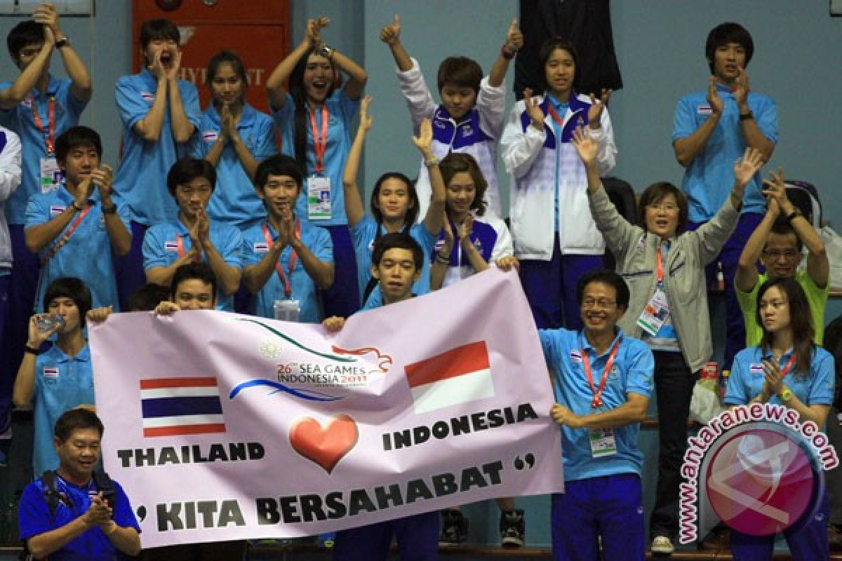 "mulut malaysia, hati tetap indonesia"  