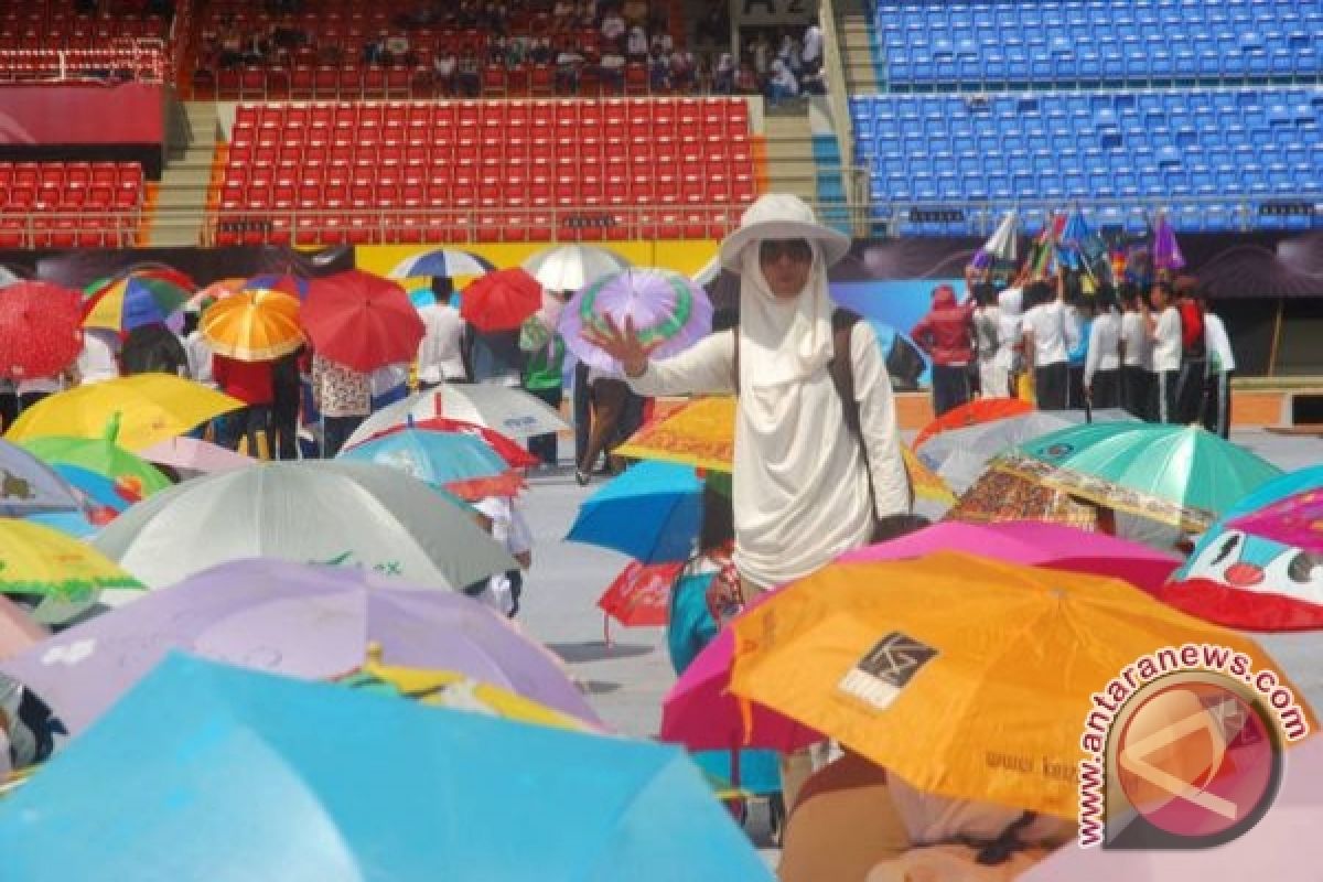 Penari penutupan SEA Games mulai latihan