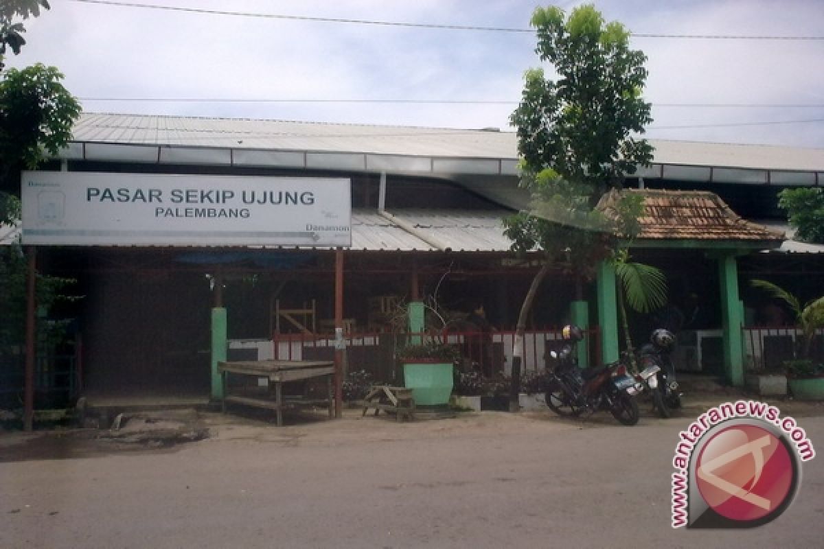 Pedagang pasar Sekip Ujung Palembang mogok jualan 