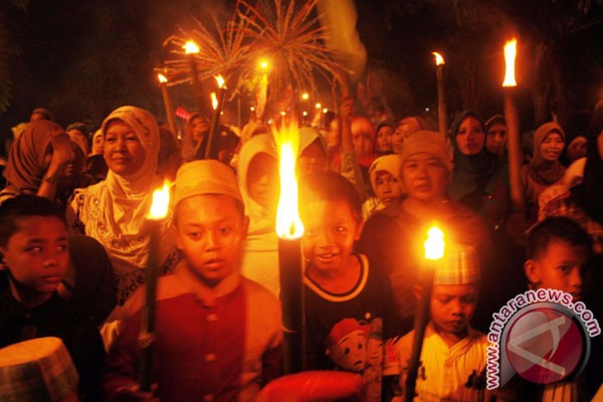 Pawai obor budayawan sambut hari jadi Kota Bogor ke-531