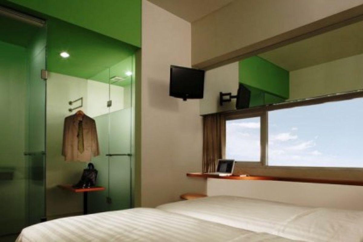 Whiz Hotel Semarang Mulai Beroperasi