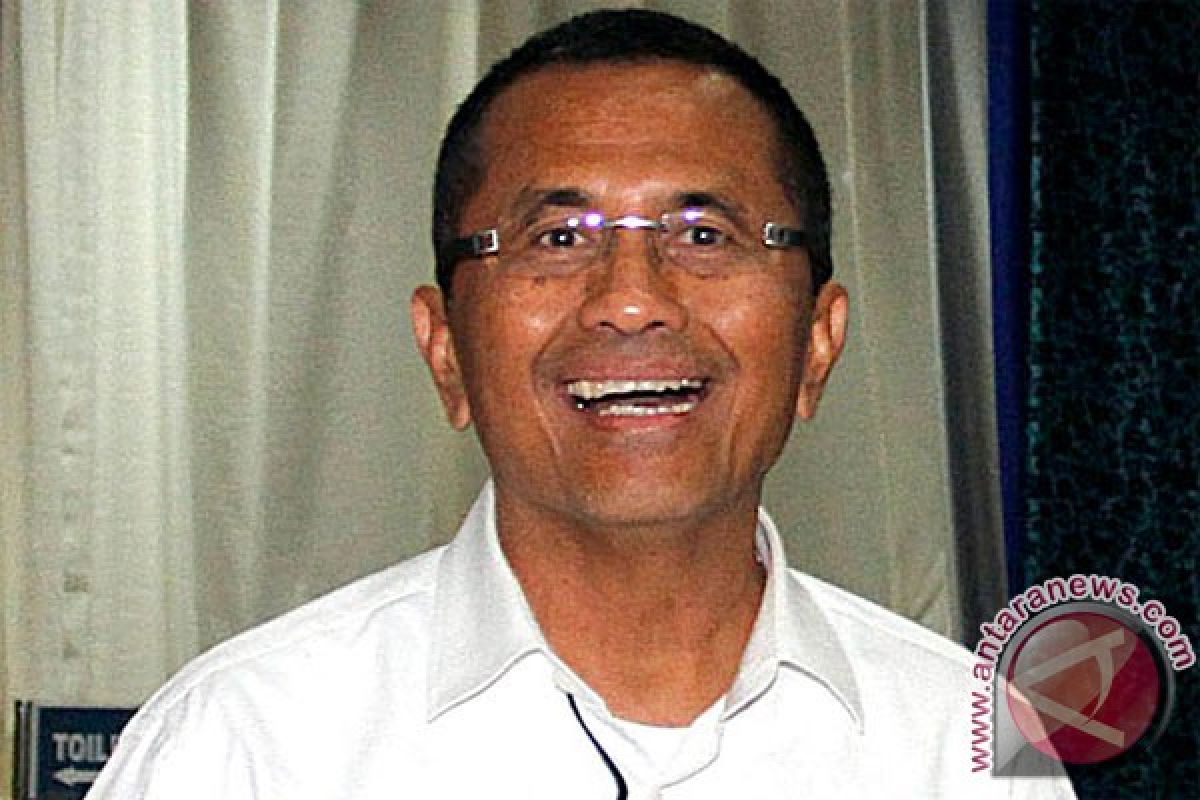 Dahlan perlu izin presiden untuk masuk PSSI