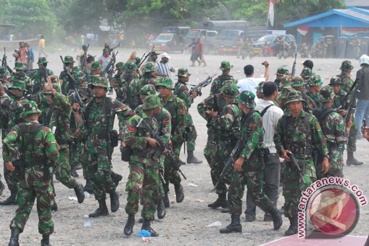 Lima ratus anggota kelompok bersenjata Puncak jaya diberi pekerjaan