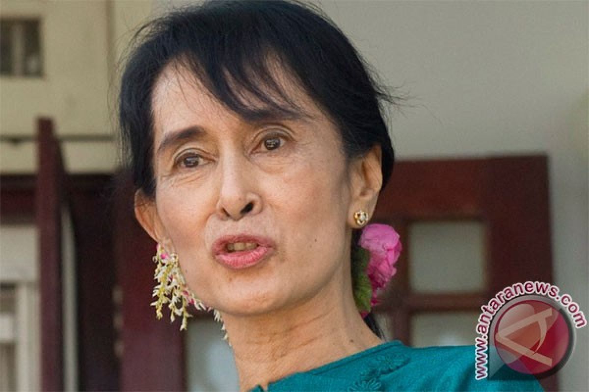 Suu Kyi jadi ketua partai 