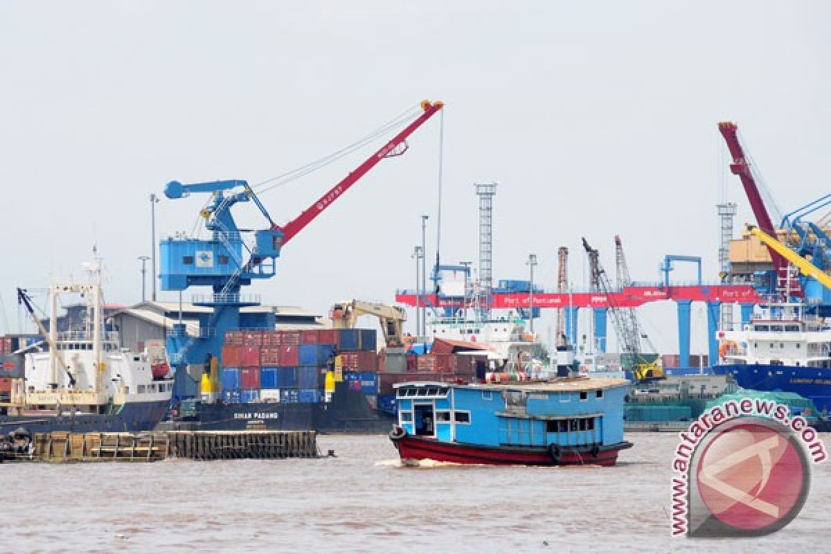 Pontianak`s Port sees over 12 thousand travelers