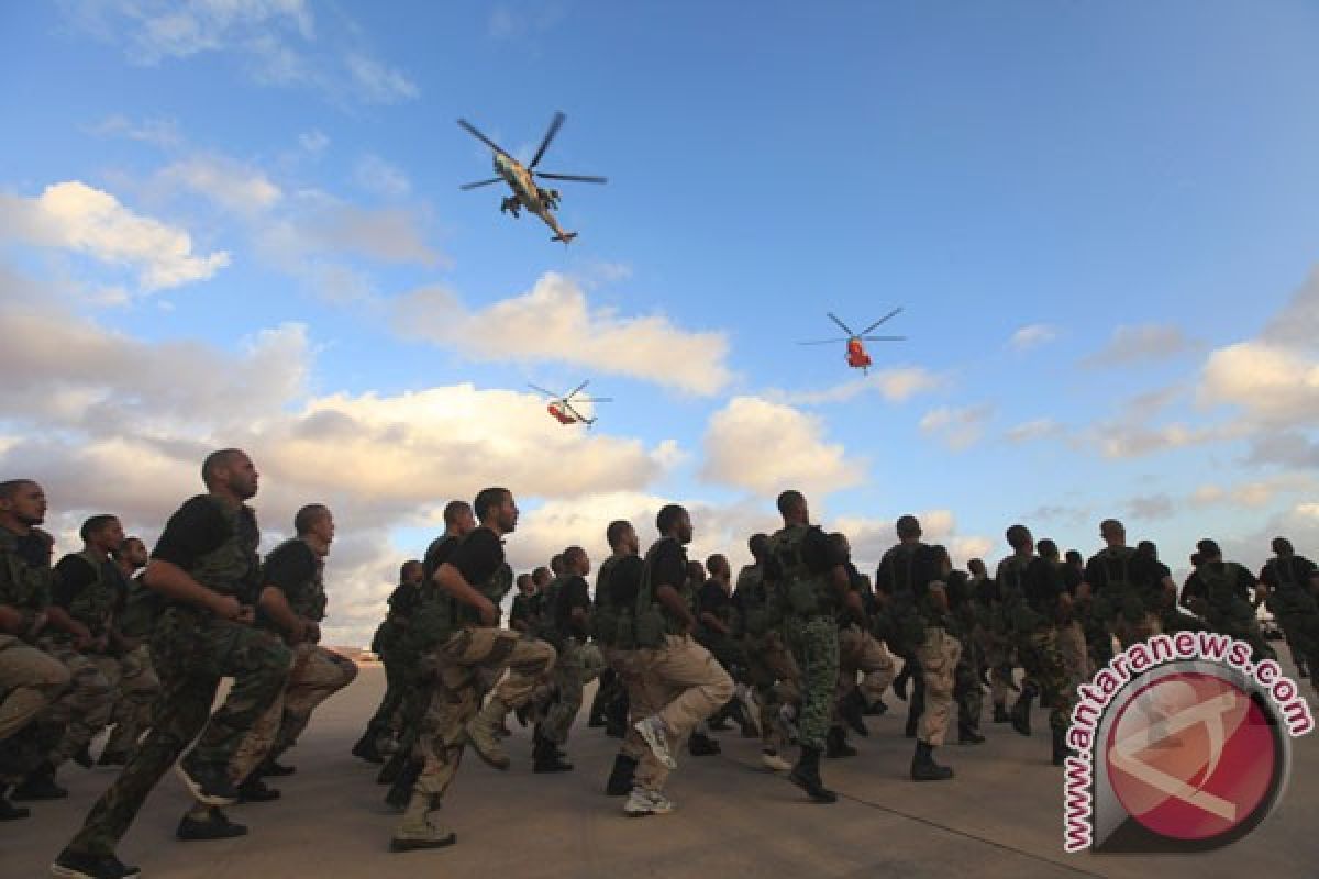 Militer Libya serang pangkalan penting militer