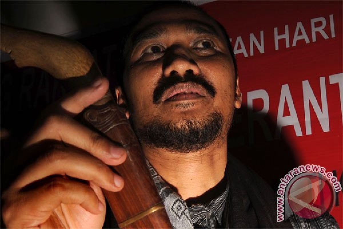 Menggantungkan harapan di pundak Abraham Samad