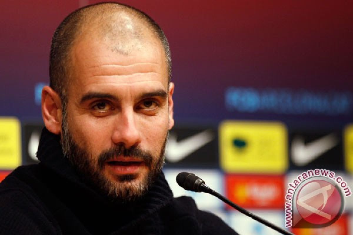 Guardiola bela Sir Alex dan bersimpati pada Moyes