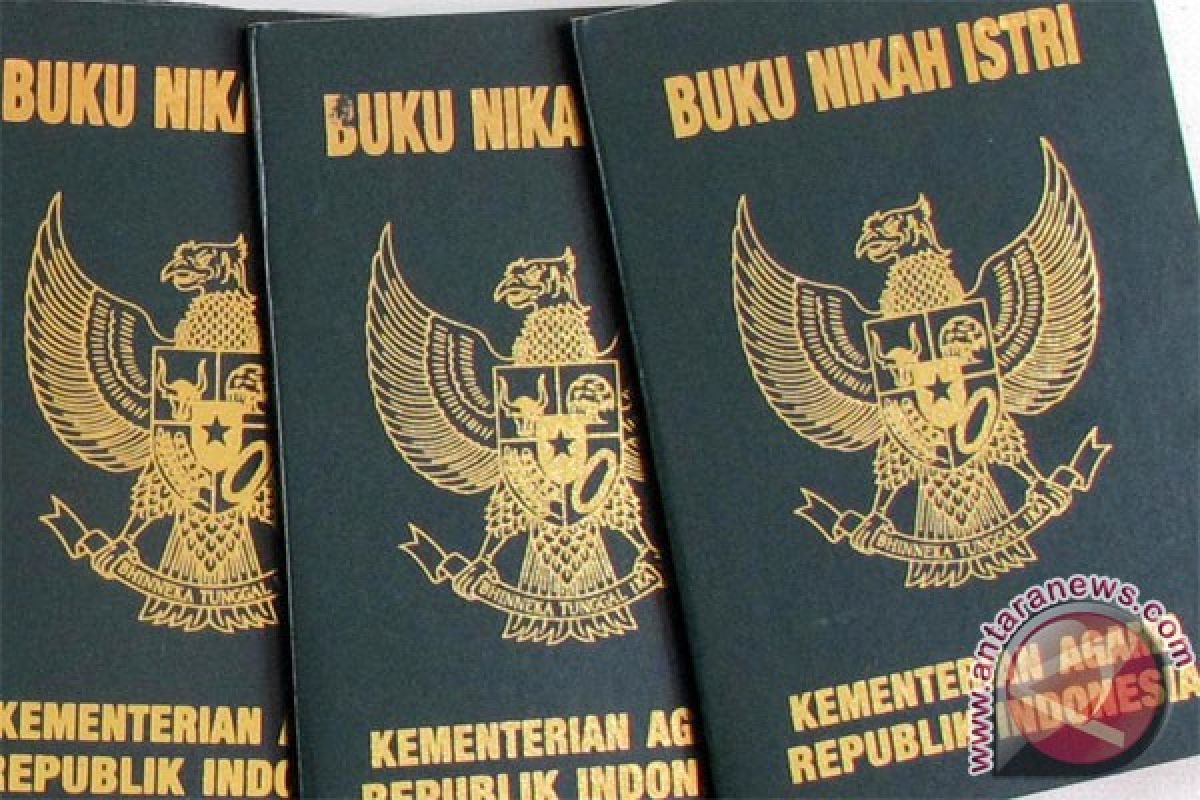 Kelangkaan buku nikah karena tingginya pernikahan