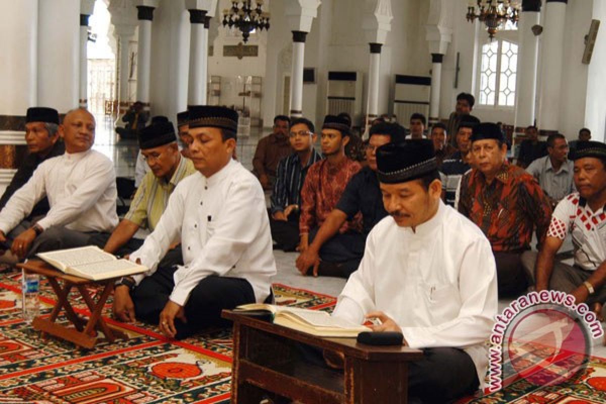 Dua calon wakil wali kota jalani tes baca Alquran