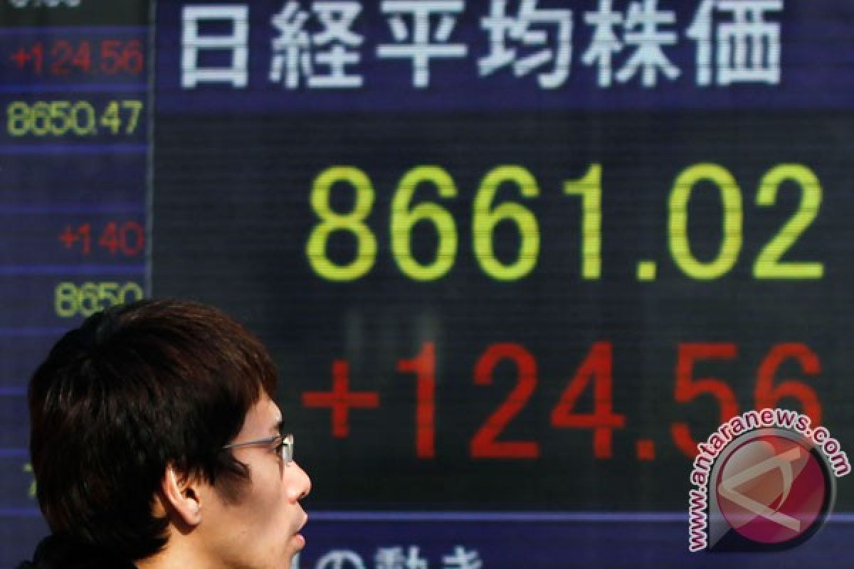 Bursa saham Tokyo dibuka turun 0,42 persen