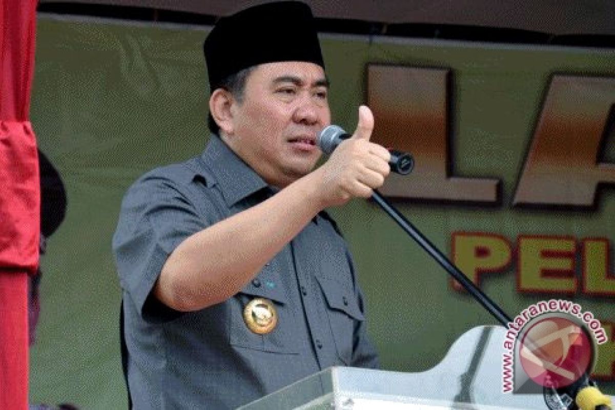 Cagub Bengkulu Ridwan-Rohidin daftar ke KPU