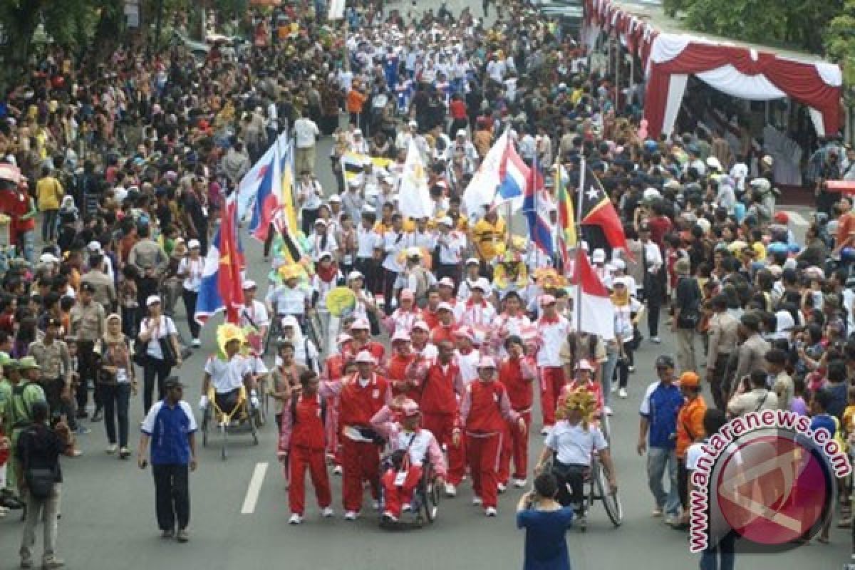 Kirab Budaya sambut negara peserta Paragames 