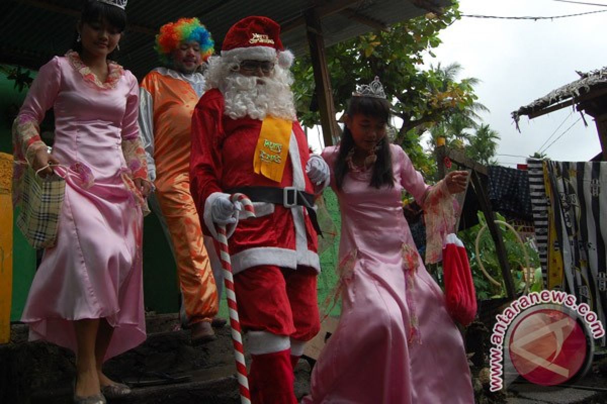 Ribuan umat Kristiani Jayapura padati Gereja Siloam