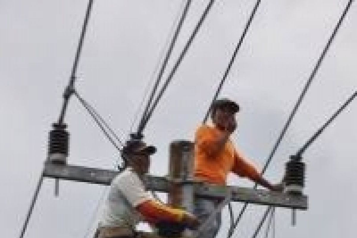 Sulut peroleh 11 proyek pembangkit listrik