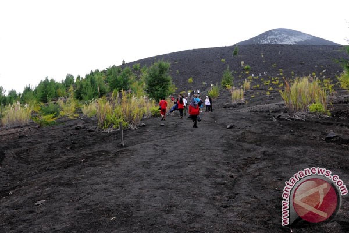 Kegempaan Anak Krakatau naik berlipat