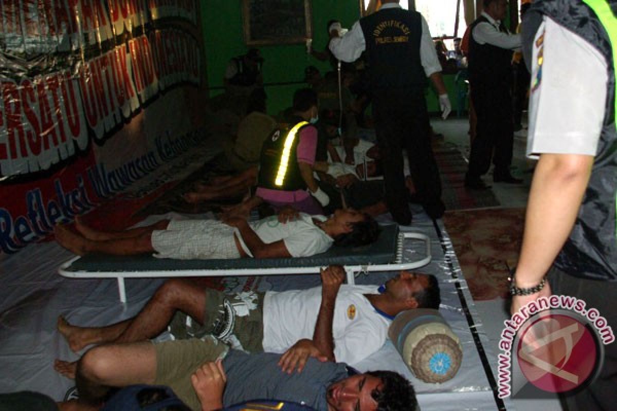 13 imigran ditemukan terdampar di Nusa Barong