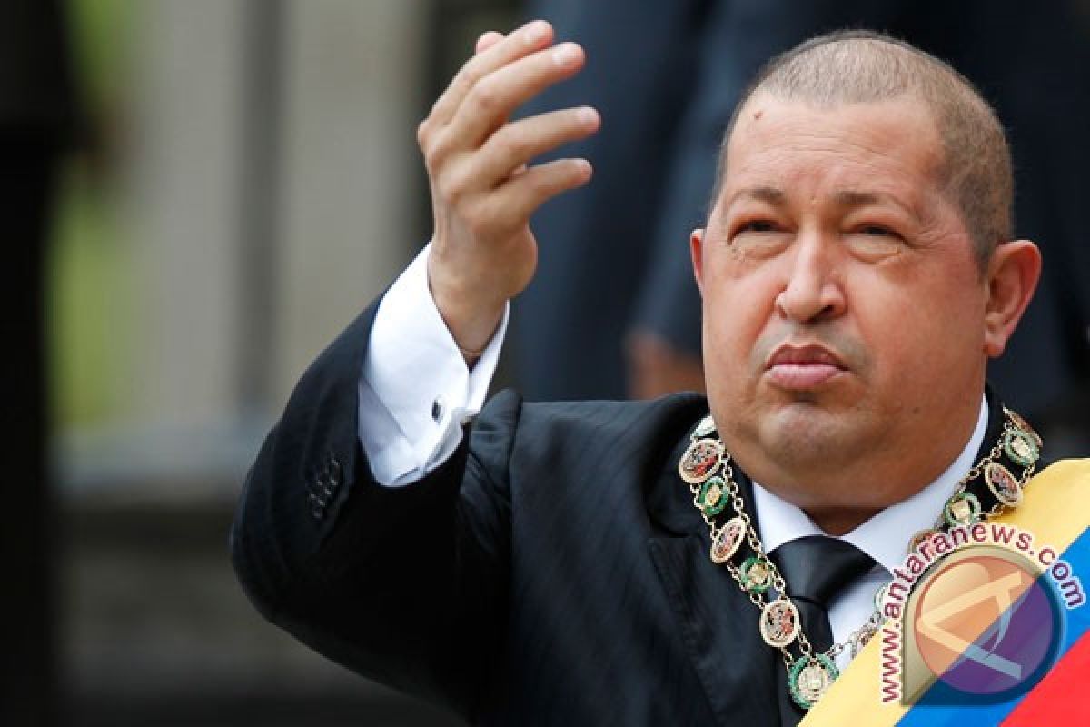 Venezuela`s Chavez in cuba for 3rd anti-cancer treatment