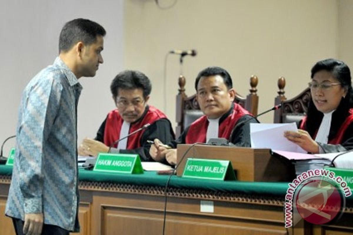 Hakim tolak nota keberatan  Nazaruddin 