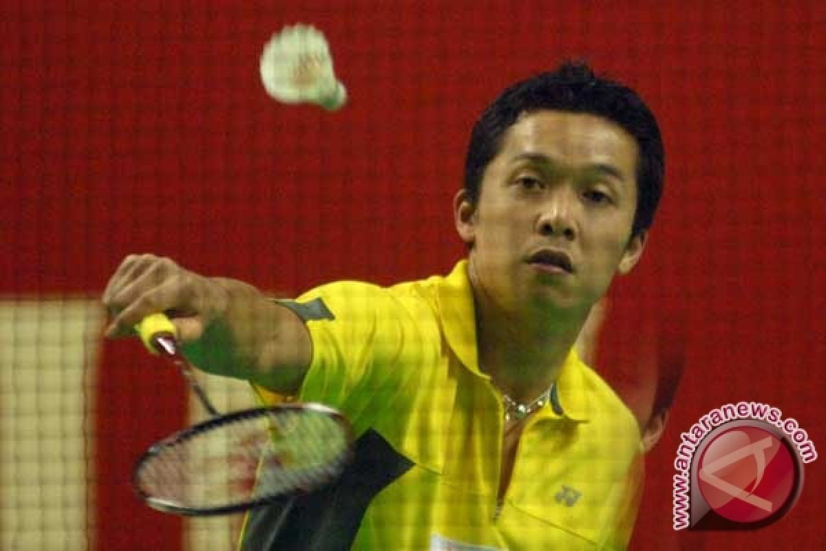 Taufik Hidayat menang mudah atas tunggal Singapura