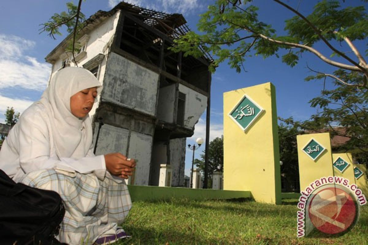 Sewindu tsunami bagi rakyat Aceh
