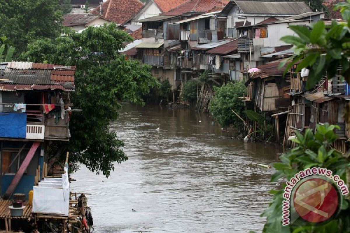 "Siap-siap, nanti air datang"