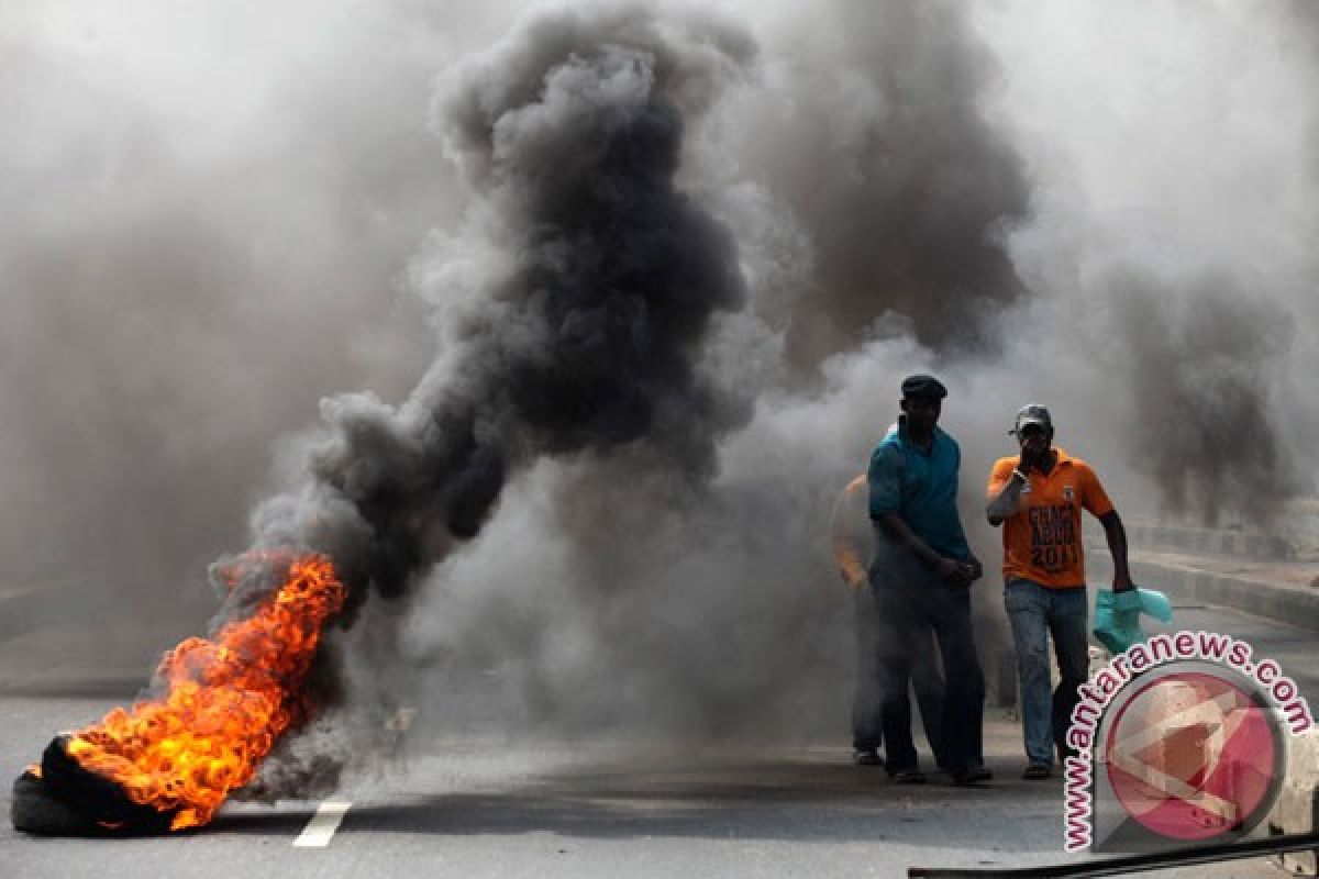 Nigeria berlakukan keadaan darurat karena protes soal bahan bakar