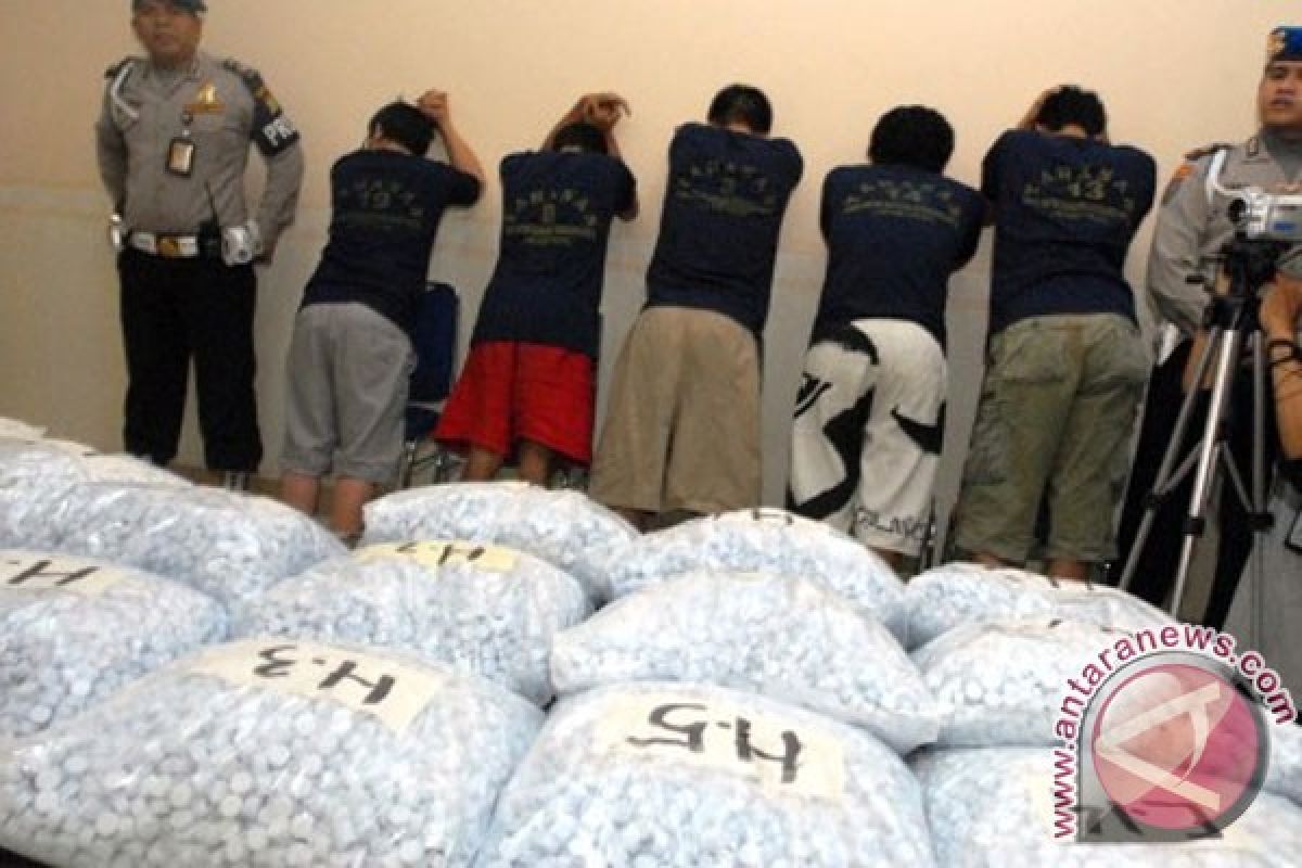 Polri tangkap 8 anggota jaringan narkoba internasional