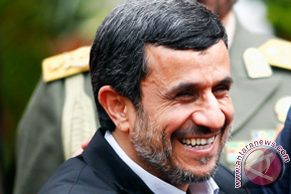 Ahmadinejad bersedia berunding