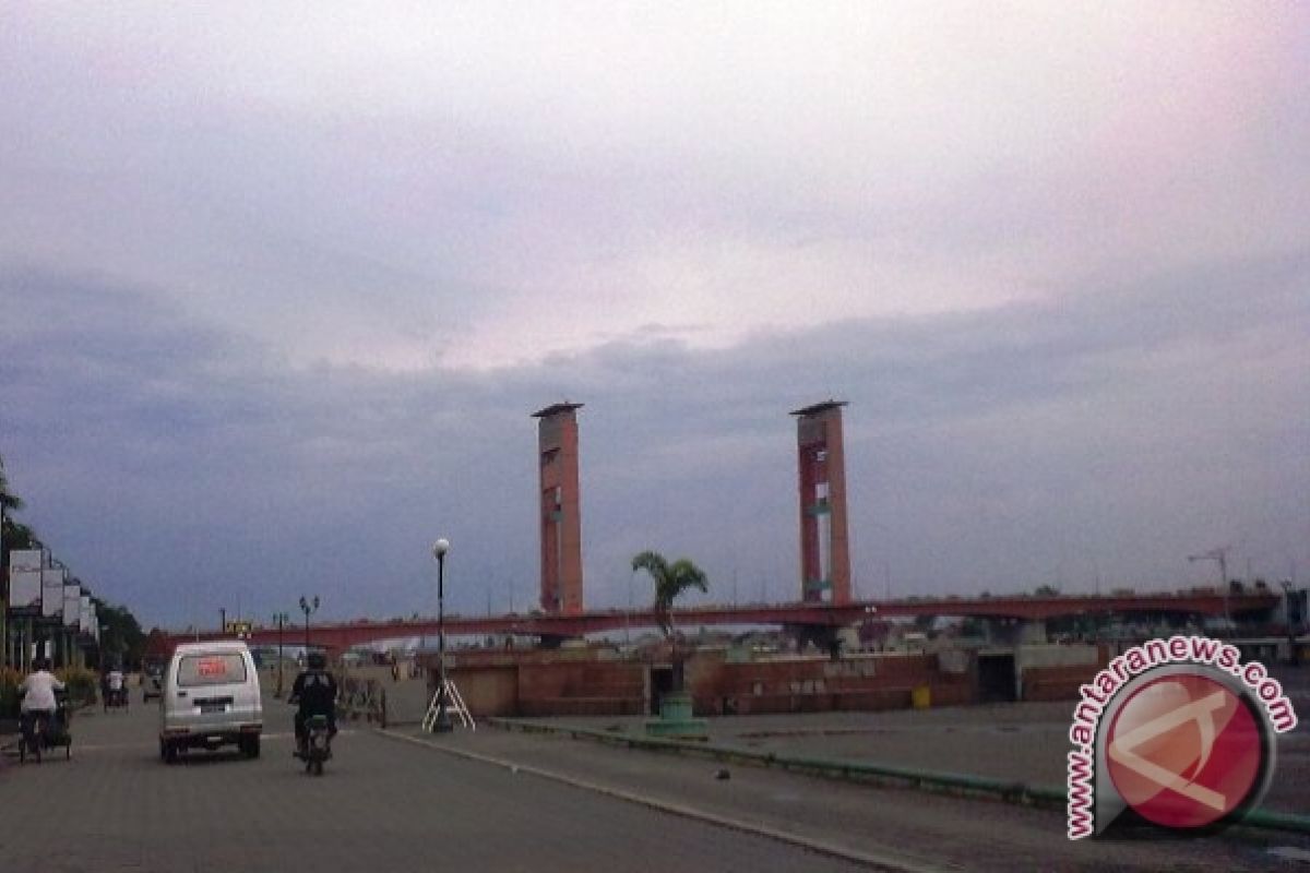 Cuaca di Palembang masih berpotensi hujan 