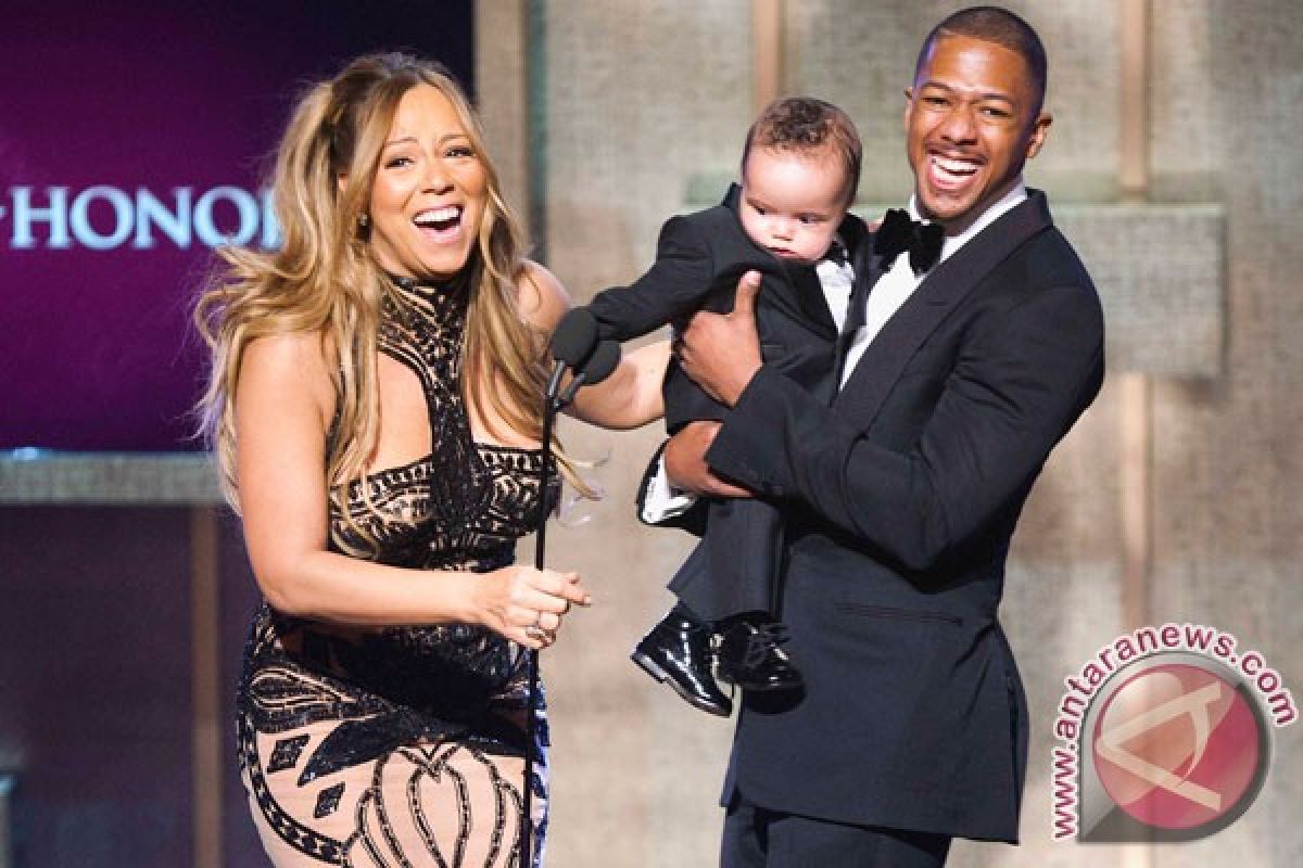 Mariah Carey dan Nick Cannon habiskan Natal bersama