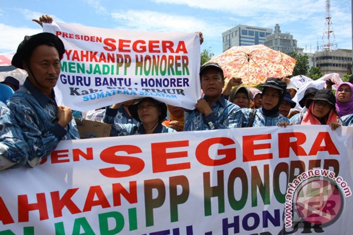 Sleman kekurangan guru komputer dan Bahasa Inggris 