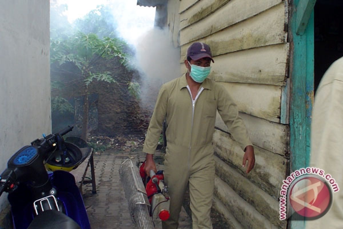 Anak demam tinggi, paling aman diberikan Parasetamol