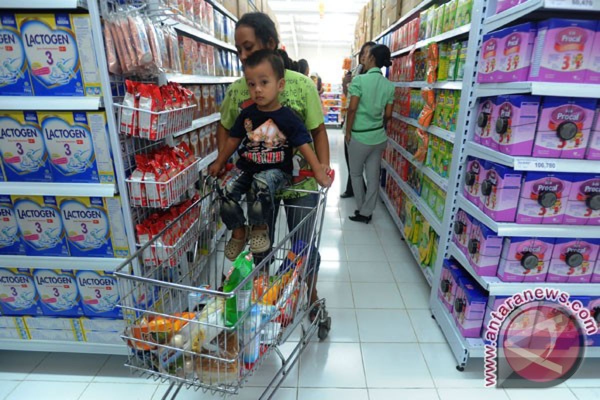 Makassar prone to mini-market stick-ups